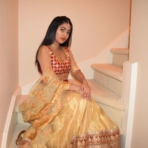 Meet your Posher, Jasmine